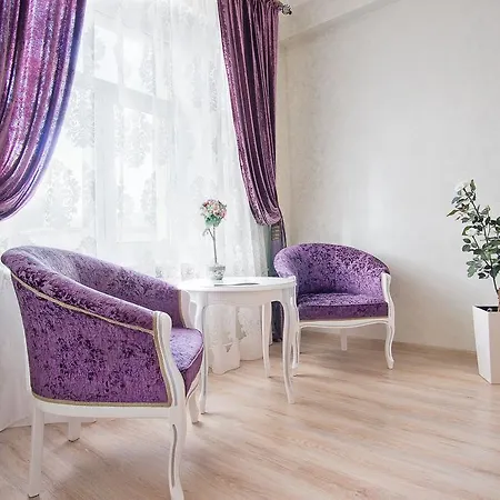 Apartment Ulyanovskaya 39 *
