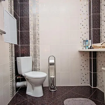 Ulyanovskaya 39 *